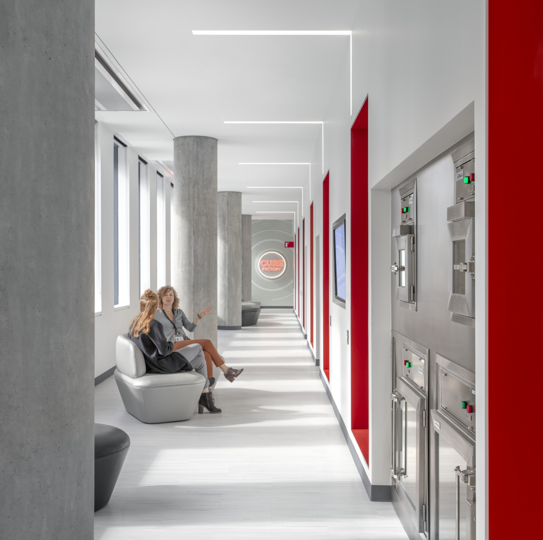 Seattle Children's Research Institute - Building Cure: Interior Hallway