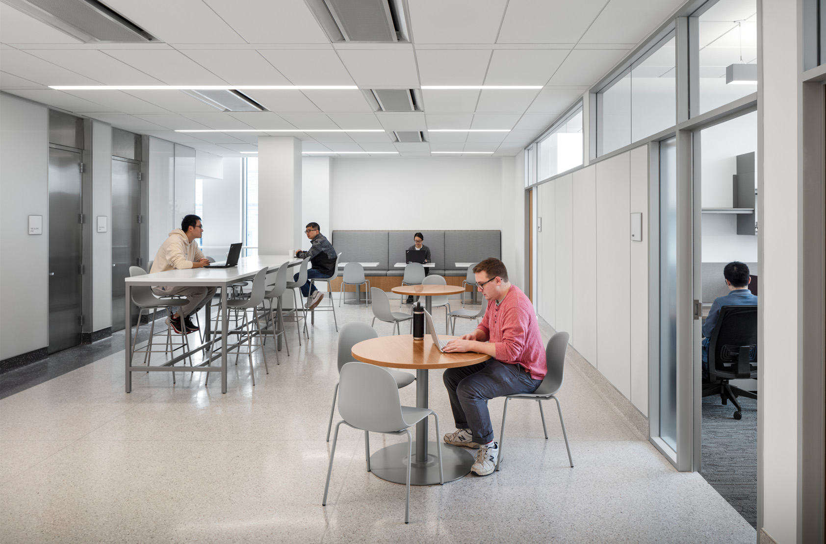 Northwestern University - Science and Engineering Library and Laboratories